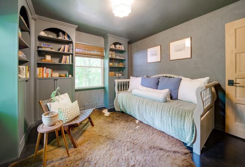 Stylish Willoughby Hills Retreat W/ Fireplace!