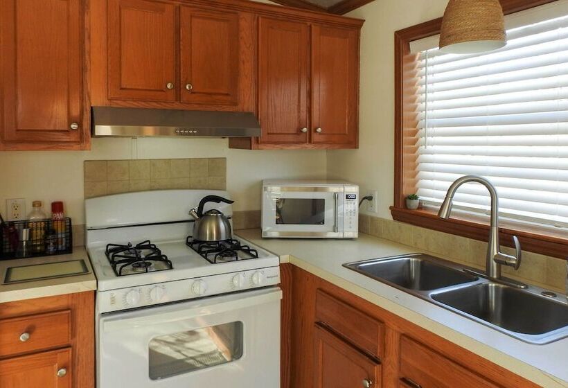 Dutch Country Home: 9 Mi To Sight & Sound Theater