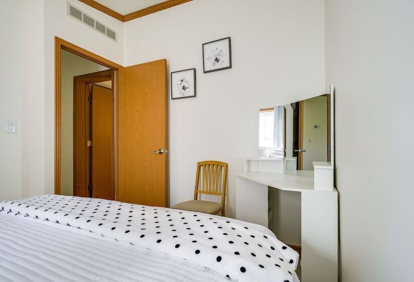 Dutch Country Home: 9 Mi To Sight & Sound Theater