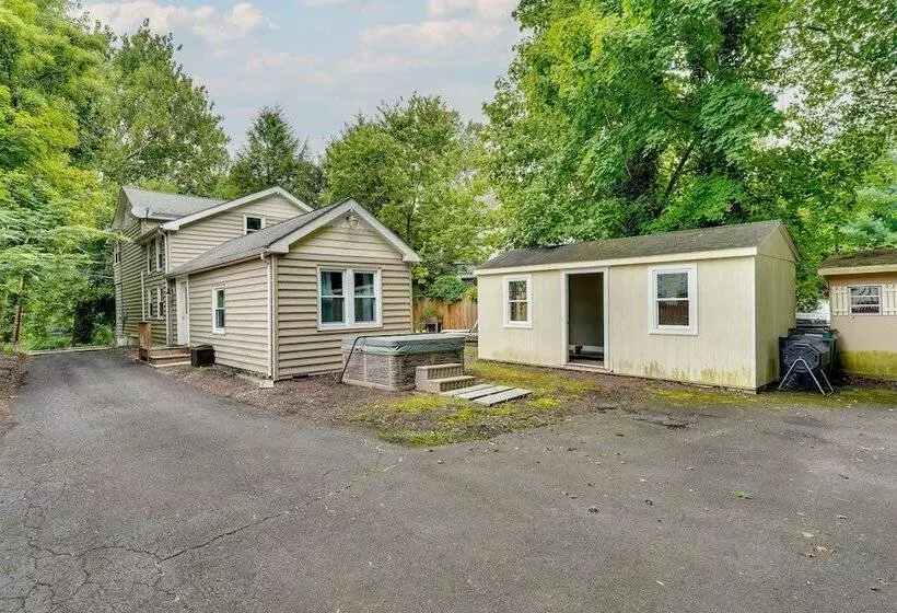 Upper Black Eddy Home W/ Delaware River Access!