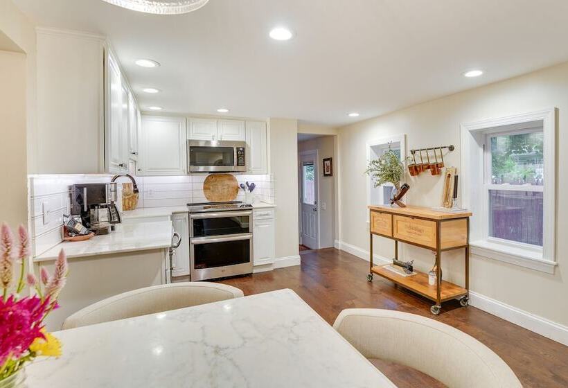 Upper Black Eddy Home W/ Delaware River Access!