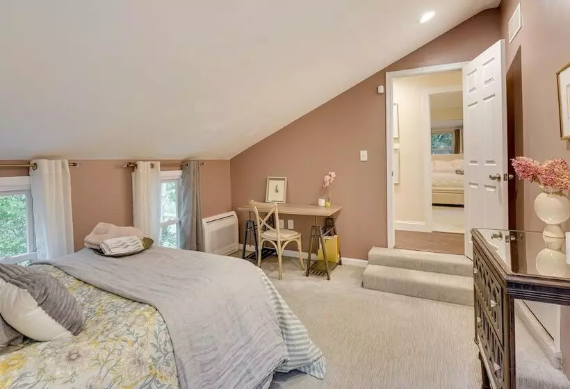 Upper Black Eddy Home W/ Delaware River Access!