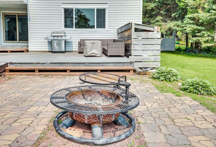 Waterfront Pelican Lake Cottage W/ Lake Access!