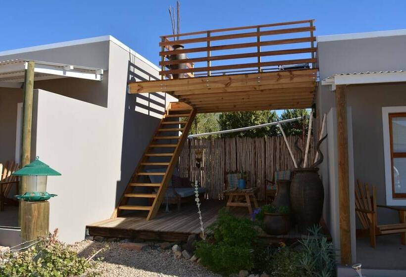 مبيت وإفطار Travellers Rest