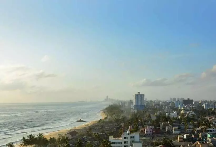 Retkeilymaja Colombo Mount Beach