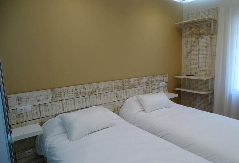 فندق فئة نجمة واحدة Urban Burgos