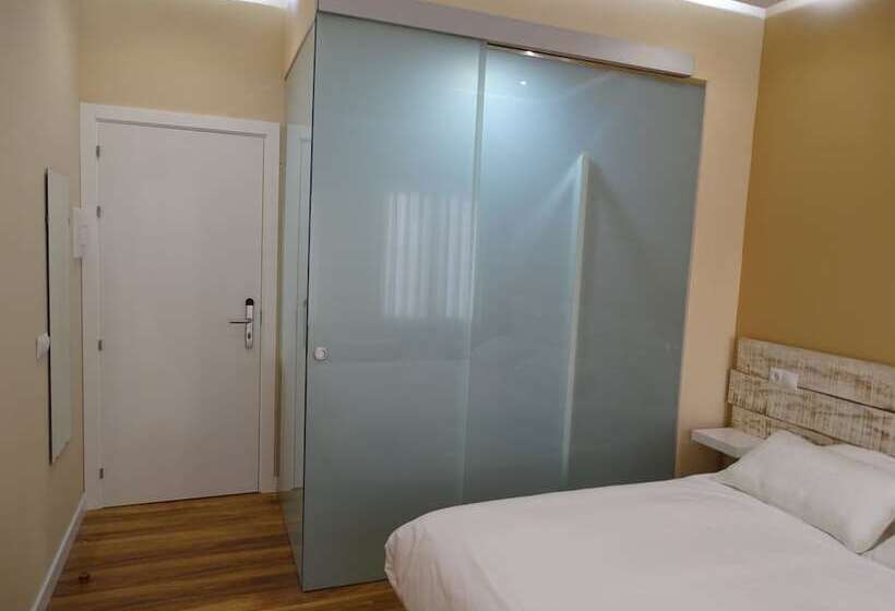 فندق فئة نجمة واحدة Urban Burgos