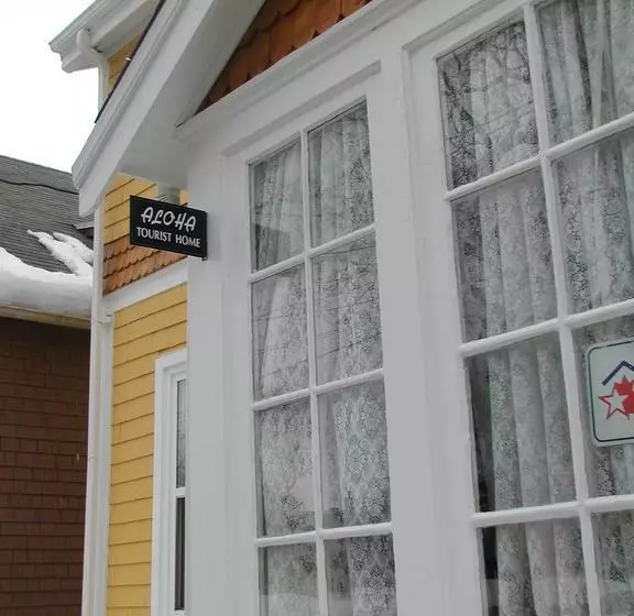 ホテル Aloha Tourist Home