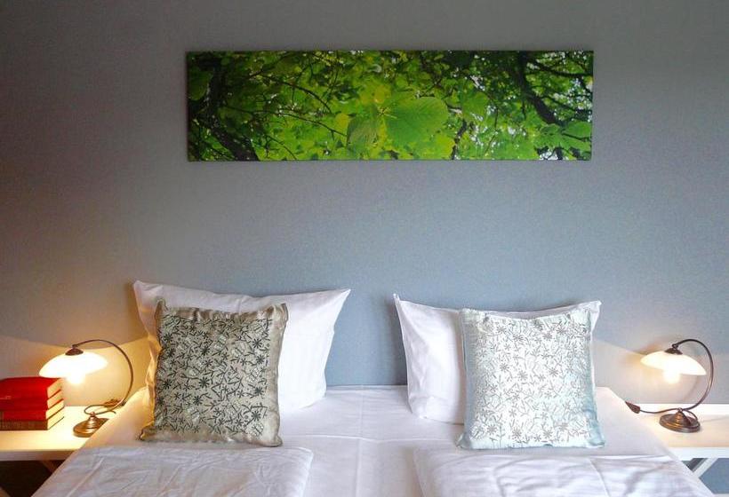 Landfein Big Country House