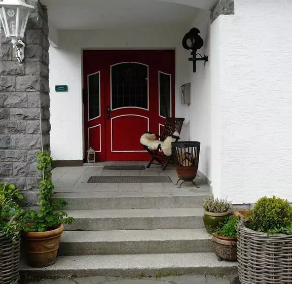 Landfein Big Country House
