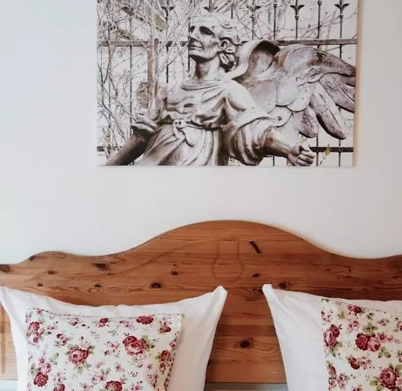 Landfein Big Country House