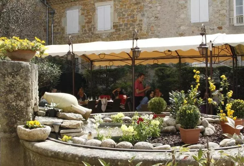Hotel Carmel