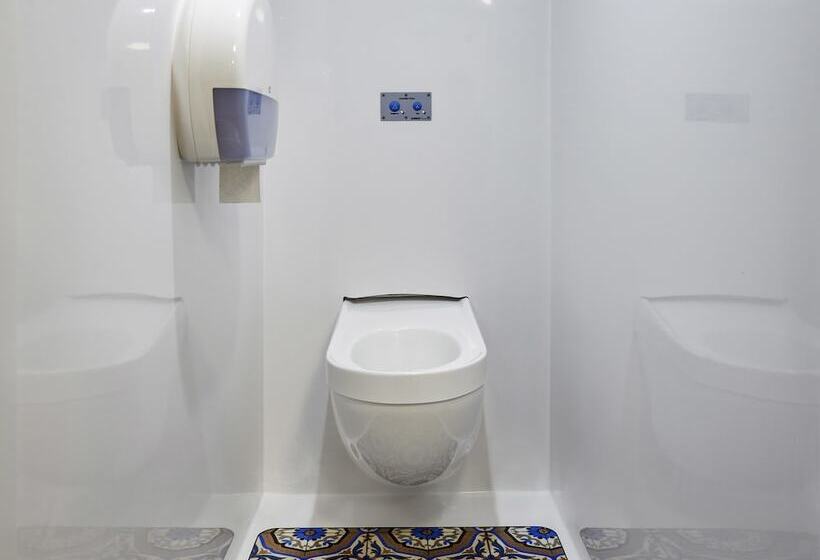 호텔 F1 Avignon Nord