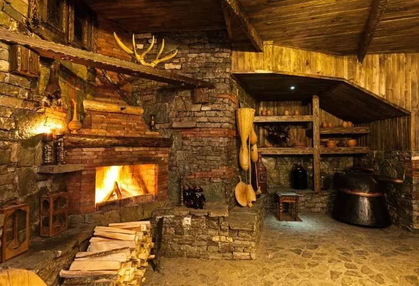 هتل Gudauri Hut