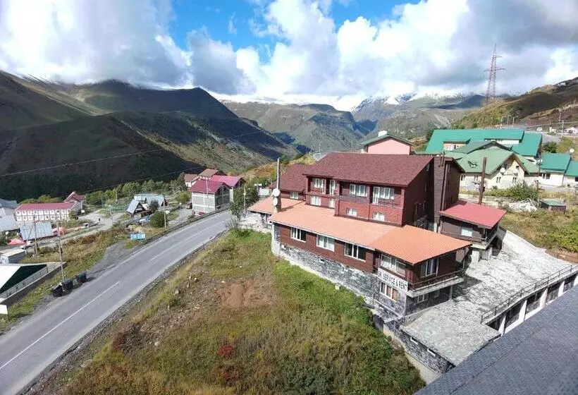 هتل Gudauri Hut