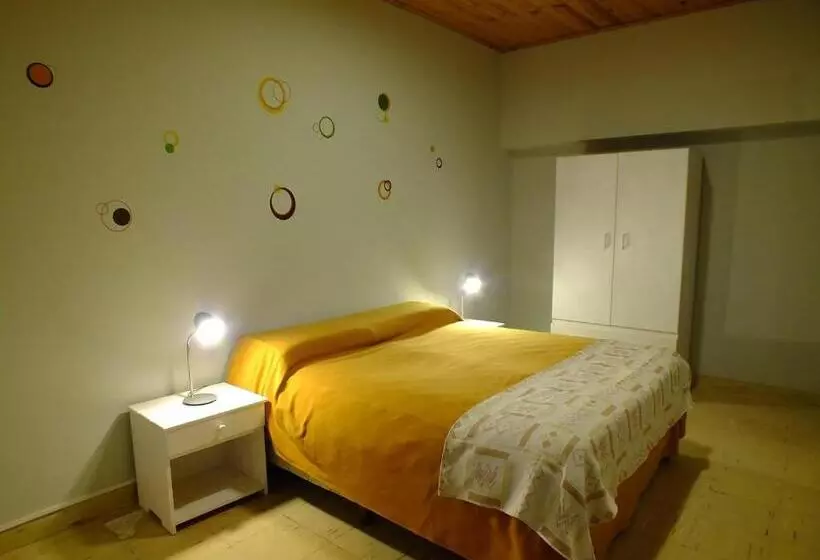 هتل Hostal Amalaya
