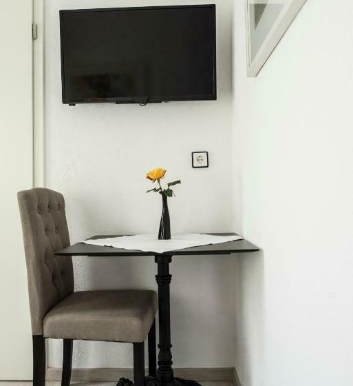 فندق Pension Gino