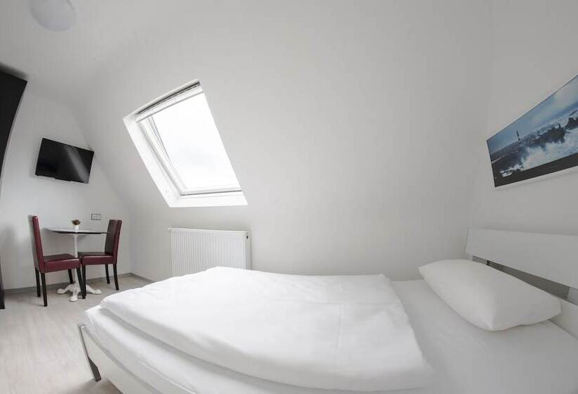 فندق Pension Gino