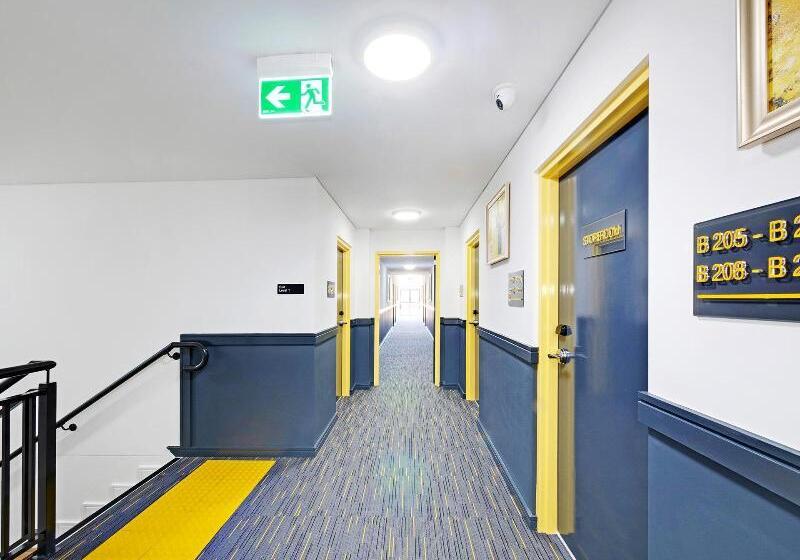 ホテル Valuesuites Penrith