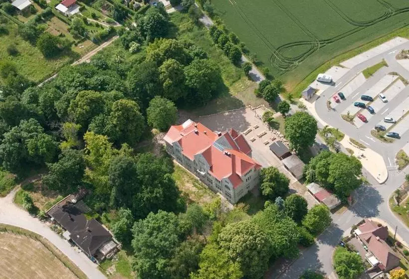 Hotelli Waldschlosschen Wangen