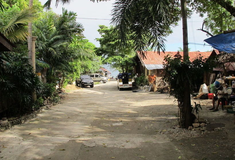 Пансион Kawayan Marine Village Beach Resort