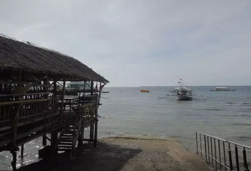 Majatalo Kawayan Marine Village Beach Resort