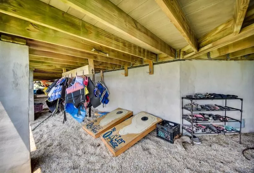 Bayfront White Stone Escape W/ Private Beach!