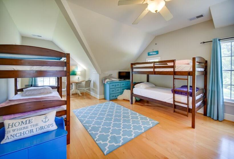 Bayfront White Stone Escape W/ Private Beach!