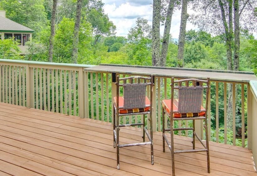 Deck & Game Room: Blue Ridge Mountain Home!