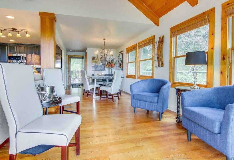 Deck & Game Room: Blue Ridge Mountain Home!