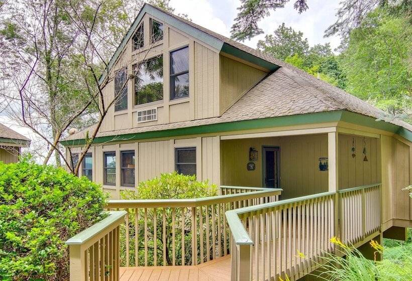 Deck & Game Room: Blue Ridge Mountain Home!