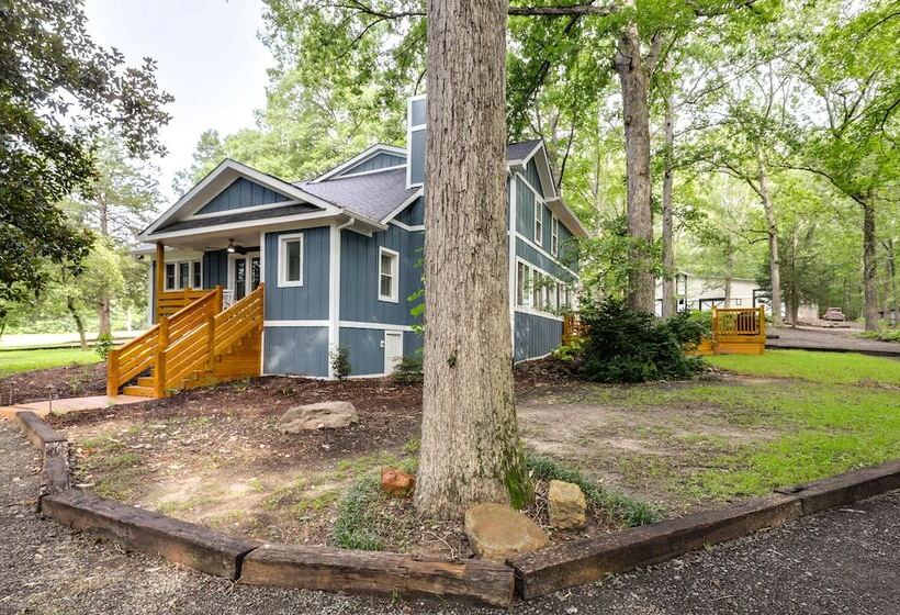 Blythewood Modern Cottage Retreat: Deck & Grill!