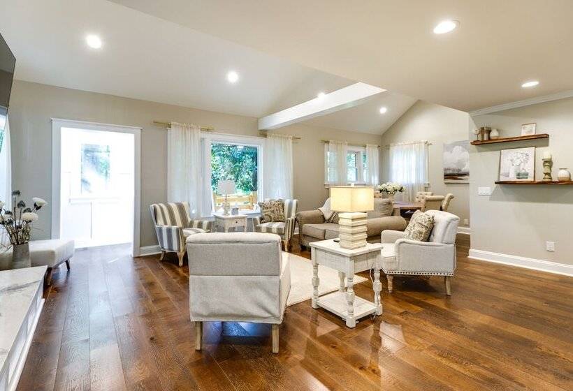 Blythewood Modern Cottage Retreat: Deck & Grill!