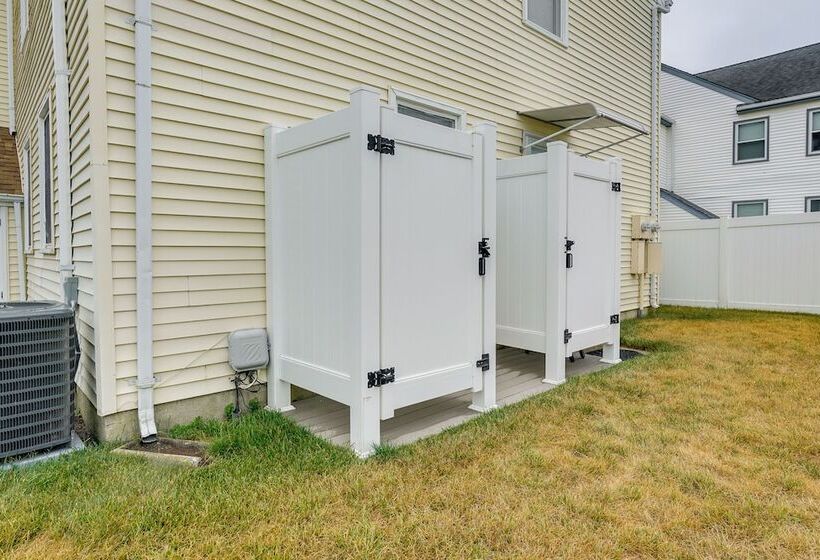 Brigantine Getaway: Walk To The Beach!