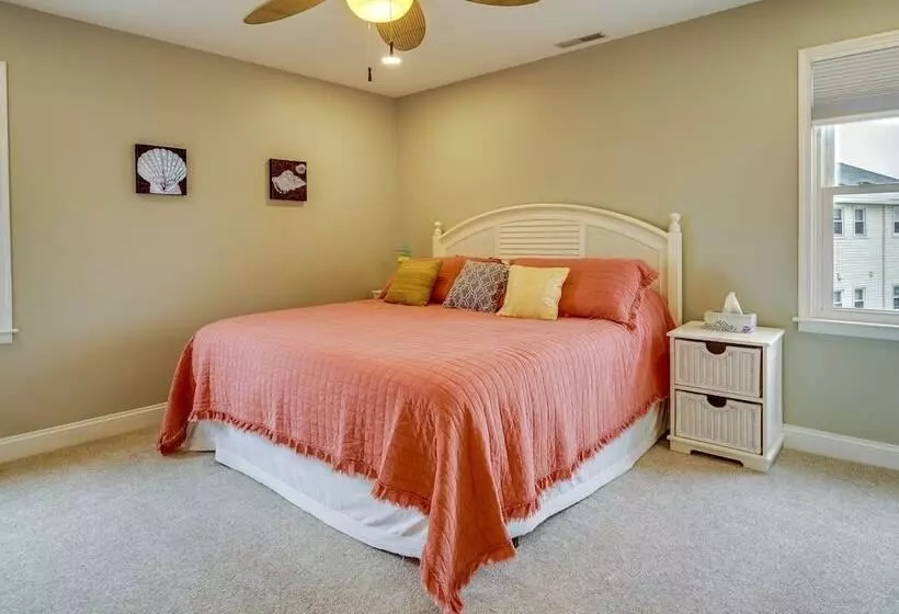 Brigantine Getaway: Walk To The Beach!