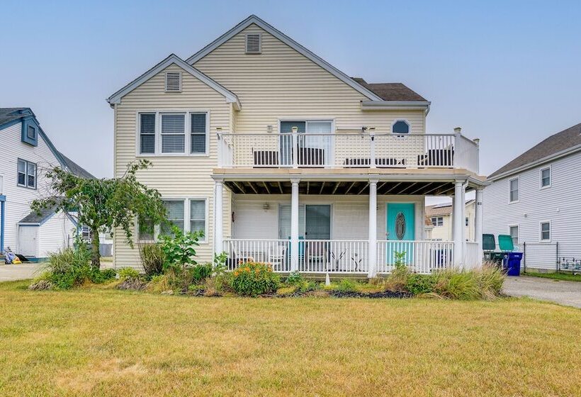 Brigantine Getaway: Walk To The Beach!