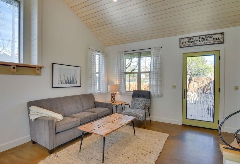 Buena Vista Vacation Home: Hot Tub, Mountain Views