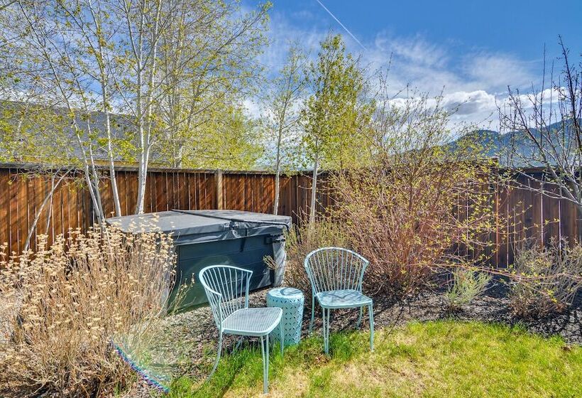 Buena Vista Vacation Home: Hot Tub, Mountain Views