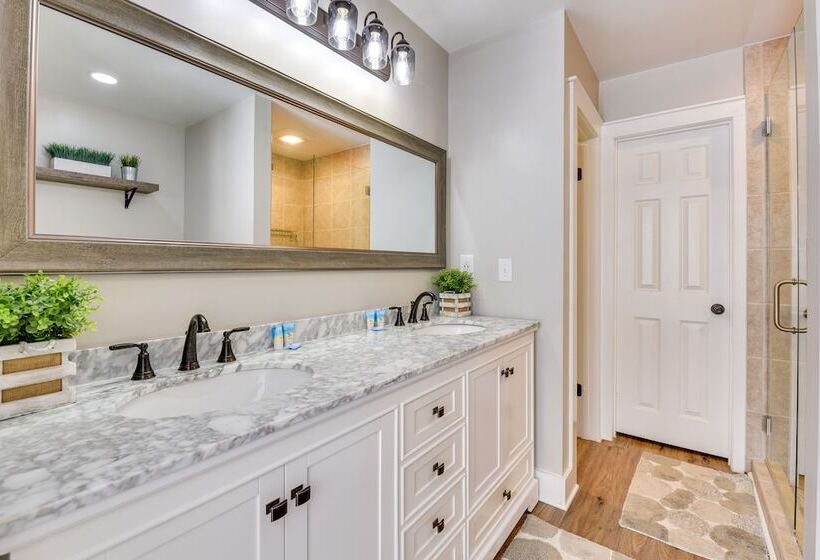 Charming Coastal Home: 6 Mi To Choctawhatchee Bay!