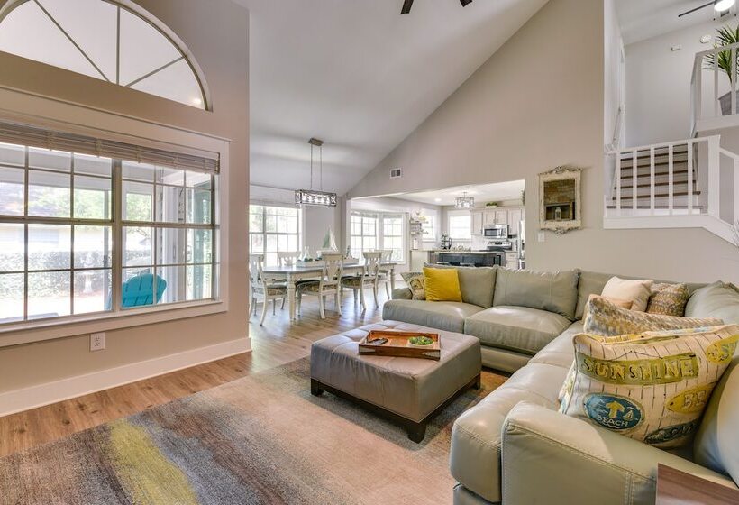 Charming Coastal Home: 6 Mi To Choctawhatchee Bay!