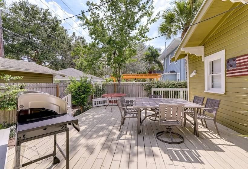 Charming St Petersburg Bungalow 2 Mi To Downtown!