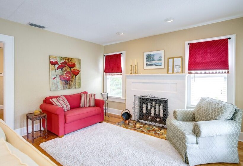 Charming St Petersburg Bungalow 2 Mi To Downtown!