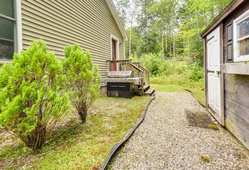 Cozy Campton Home: 10 Mi To Tenney Mountain Resort