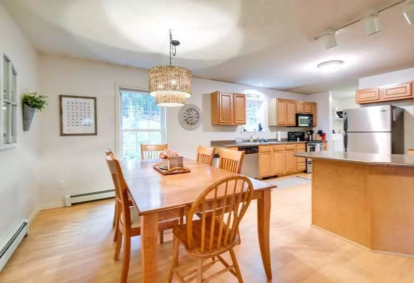 Cozy Campton Home: 10 Mi To Tenney Mountain Resort