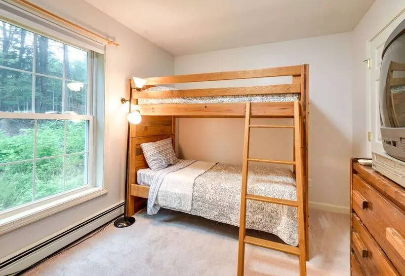 Cozy Campton Home: 10 Mi To Tenney Mountain Resort