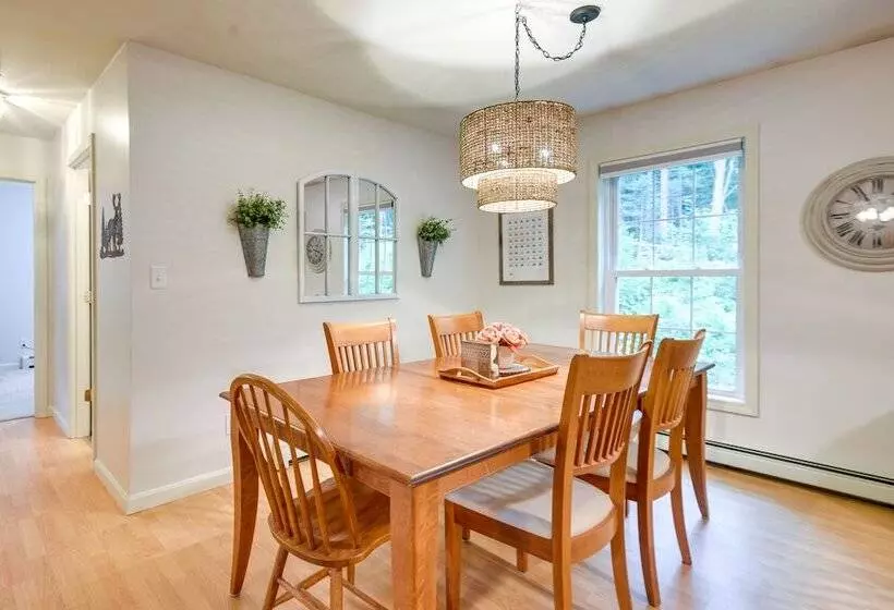 Cozy Campton Home: 10 Mi To Tenney Mountain Resort