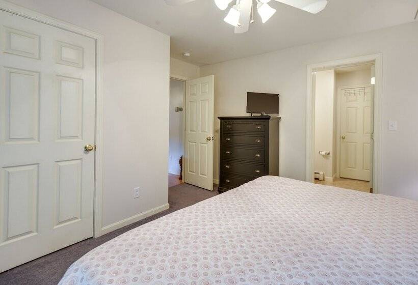 Cozy Campton Home: 10 Mi To Tenney Mountain Resort