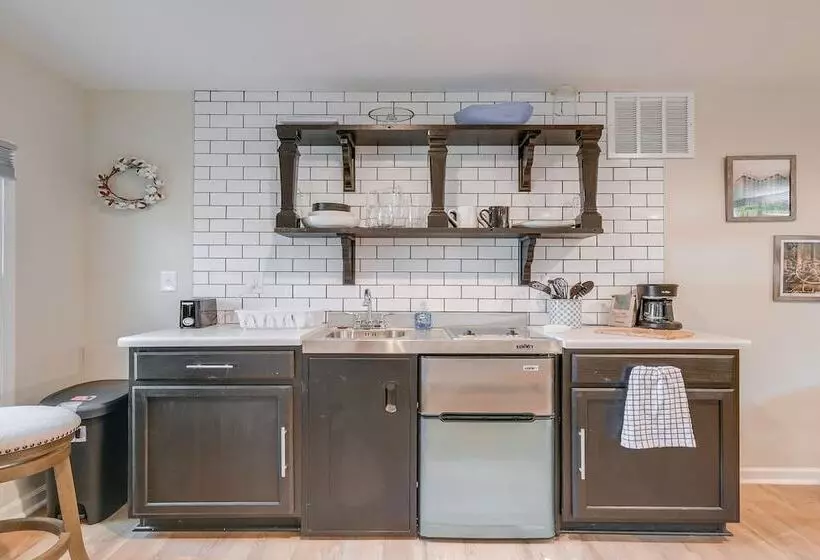 Greer Guest House < 1 Mi To Park & Downtown Area!