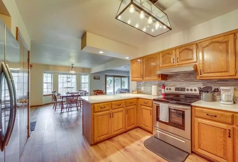 Grove Family Home W/ Shared Dock: Near Grand Lake!