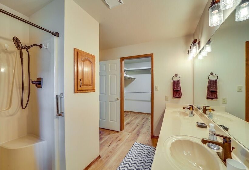 Grove Family Home W/ Shared Dock: Near Grand Lake!